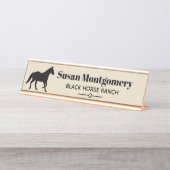 モダンで黒い馬のシルエット デスクネームプレート (正面)