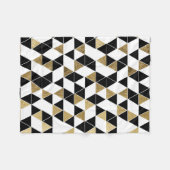 モダンで黒く、白く、およびフェイクな金ゴールドの三角形 フリースブランケット (正面(横))