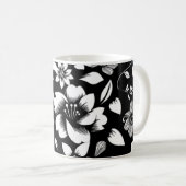 モダンなお花と舞う葉っぱ モノクロ コーヒーマグカップ (正面右)