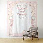 モダンなアーチ型のピンクのブライダルシャワーとバブルバックドロップ タペストリー (インサイチュ)