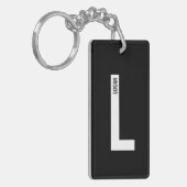 モダンなオーダーメイドの個性的なイニシャルと名前 キーホルダー (正面左)