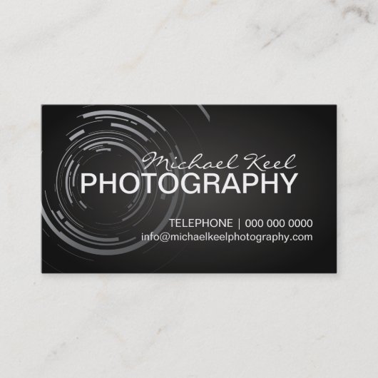 モダンなカメラマンの名刺 名刺 (正面)