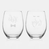 モダンなカリグラフィー ハブス＆ワイフ カップルギフト ステムなしワイングラス (裏面)