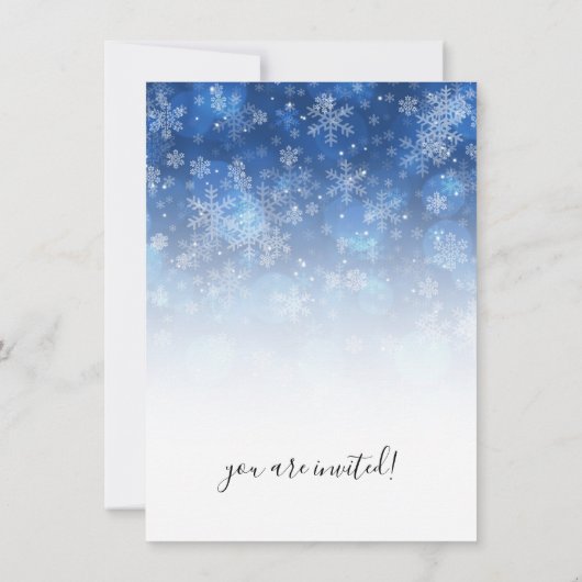 モダンなクリスマスの休日のパーティの青及び白 招待状 (裏面)