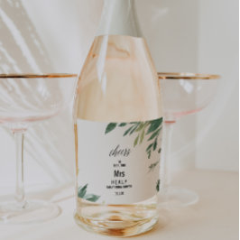 モダンなグリーンボタニカルフォリオーブライダルシャワー スパークリングワインラベル