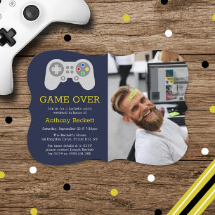 モダンなゲームオーバー写真付きバチェラーパーティー招待状 招待状