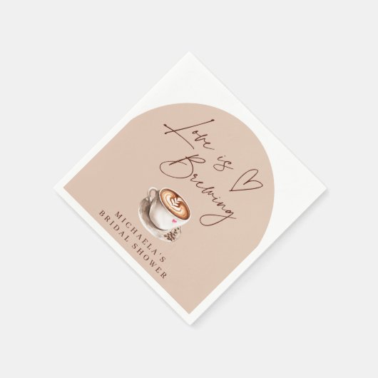 モダンなコーヒーの愛がハートのブライダルシャワーを沸かしている スタンダードカクテルナプキン (角)