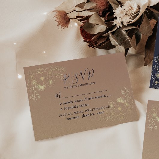 モダンなゴールドフラワーの結婚式RSVPカード 出欠カード