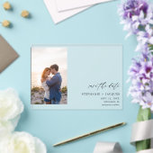 モダンなサイドVフォトの結婚式延期・日程変更のお知らせ アクリル招待状 (インサイチュ (ウェディング))