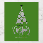 モダンなシルバーのクリスマスツリー（緑の背景） ワインラベル (シングルラベル)