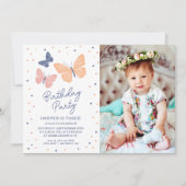 モダンなジェンダーニュートラル フォト バースデー インビテーション (正面)