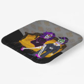 モダンなスカル カップル ヴィンテージ イエローのソファに座る ペーパープレート (傾斜あり)