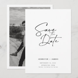 モダンなスクリプトのデザインがおしゃれな、コンテンポラリーなデザインの「Save the date」 招待状