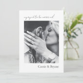 モダンなスクリプトエレガントミニマルウェディングエンゲージメント 案内状 (スタンド正面)