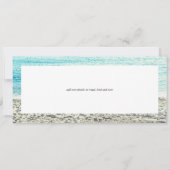 モダンなスクリプトビーチ飛行機搭乗券結婚式 招待状 (裏面)