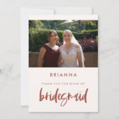 モダンなスノーピンクのブライズメイド感謝カード 招待状 (正面)