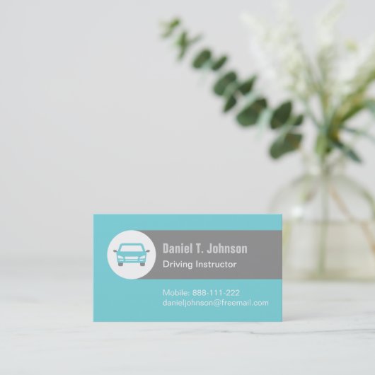 モダンなティール（緑がかった色）の車のな自動車運転のインストラクター 名刺 (スタンド正面)