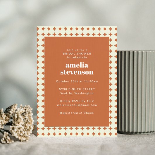 モダンなテラコッタドットの花嫁シャワー 招待状
