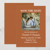 モダンなテラコッタ オレンジ 秋のウェディング セーブザデート (正面/裏面)