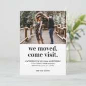 モダンなデザインでお引越しのお知らせ フォトタイポグラフィー 移動 案内状 (スタンド正面)