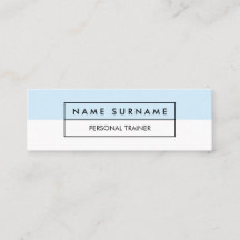 モダンなトレーナーのパステル調の青い小型名刺