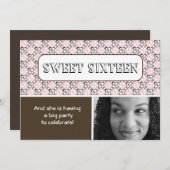 モダンなピンクとブラウンの花柄 スイート16 招待状 (正面/裏面)