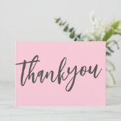モダンなピンクのカリグラフィー スクリプト ウェディングカード サンキューカード (スタンド正面)