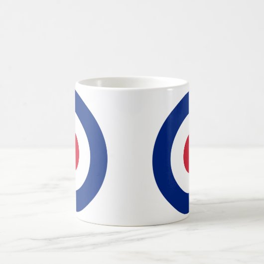 モダンなファッションイギリスはマグ-スクーター/スズメバチ--を設計します コーヒーマグカップ (中央)