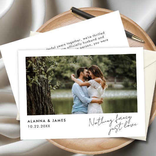 モダンなフォトウェディングの結婚報告カード 招待状
