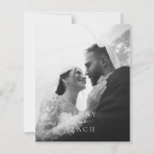 モダンなフォトウェディングの結婚式延期案内状 (裏面)