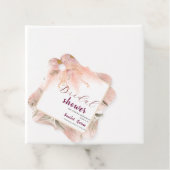 モダンなフラッシュピンクのパンパスグラス ウェディングブーケ フェイバータグ (インサイチュ)