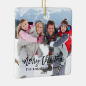 モダンなブラシの原稿のクリスマスの家族写真の正方形 セラミックオーナメント (右)