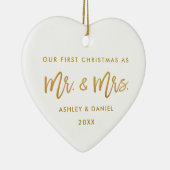 モダンなブラシの原稿の金ゴールドの初めてのクリスマスの氏夫人 セラミックオーナメント (右)