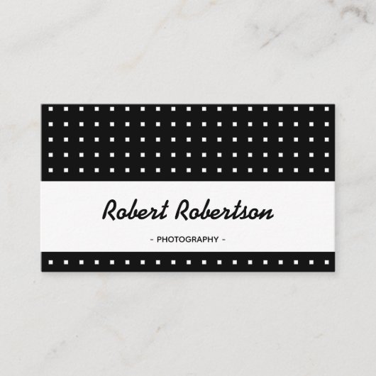 モダンなブラックとホワイトのプロフェッショナル 名刺 (正面)