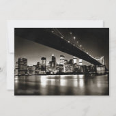 モダンなブラックアンドホワイトのニューヨークの夜の結婚式 招待状 (裏面)