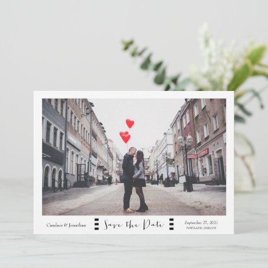 モダンなブラック＆ホワイトのストライプの写真を使ったSave the Date セーブザデート (スタンド正面)