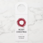 モダンなベリーリースのクリスマスネームタグ ボトルネックタグ (正面)