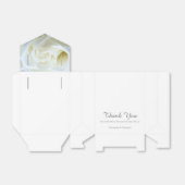 モダンなホワイトローズ ウェディングギフトボックス フェイバーボックス (折り畳みなし)