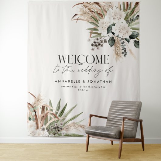 モダンなボタニカルパンパスとユーカリの結婚式ウェルカム タペストリー (インサイチュ)