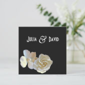 モダンなマグノリアの花の結婚式招待状 招待状 (スタンド正面)