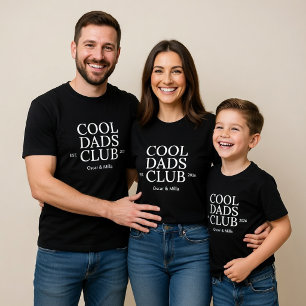 モダンなママTシャツ mom. シンプルなデザイン Tシャツ