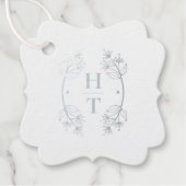 モダンなモノグラムの紋章 ダスティーブルー ウェディング ウェルカム フェイバータグ (正面)