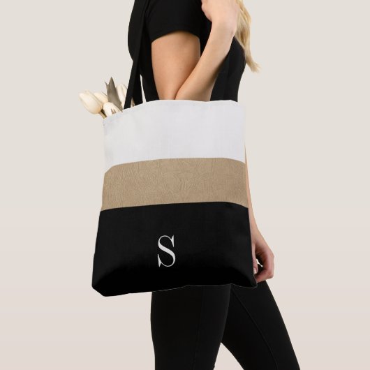 モダンなモノグラムの黒の金ゴールドのストライプ トートバッグ (クローズアップ)