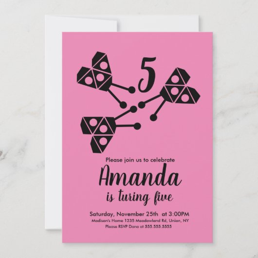 モダンなレディバグ幾何学模様のピンクの誕生日 招待状 (正面)