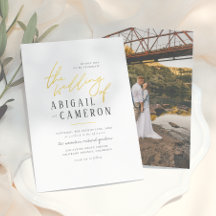 モダンなレトロ調ゴールドレタリングのフォト結婚式