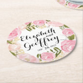 モダンなヴィンテージのピンクの花のパーソナライズな結婚式 ラウンドペーパーコースター (アングル)
