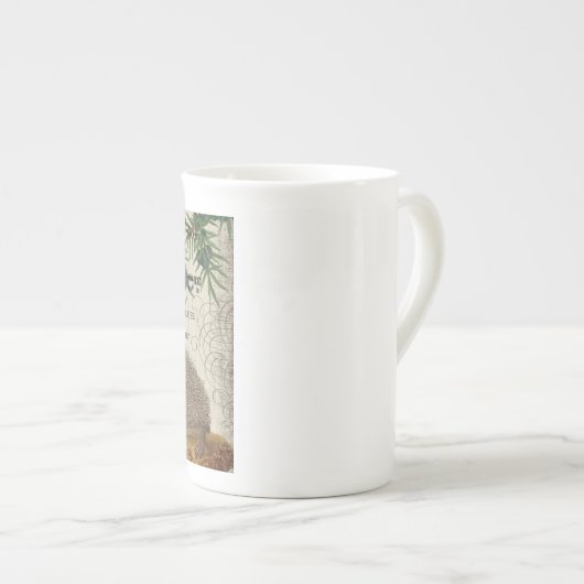 モダンなヴィンテージの森林ハリネズミ ボーンチャイナマグカップ (正面右)