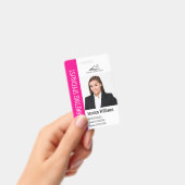 モダンな企業従業員写真ロゴ名ピンクID バッジ (手持ち)