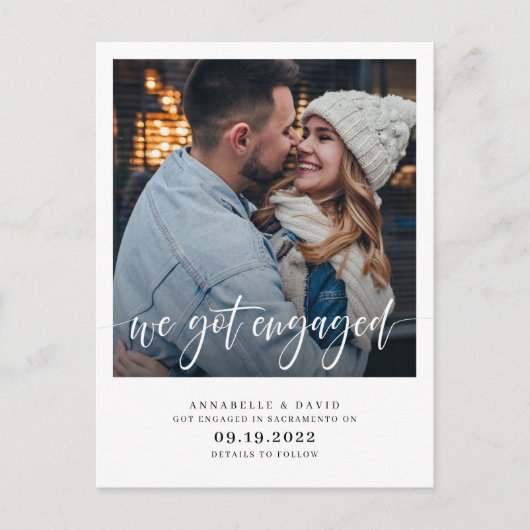 モダンな写真で婚約を知らせるカード 案内ポストカード (正面)