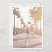 モダンな写真のピンクとグリーンのゴルフ卒業パーティー 招待状 (裏面)
